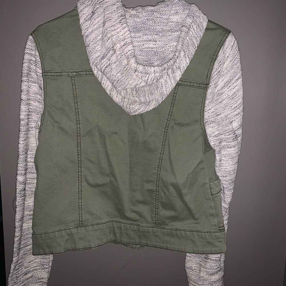 Jacket - Picture 2 of 3